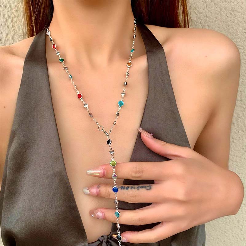 Élodie Lariat Necklace