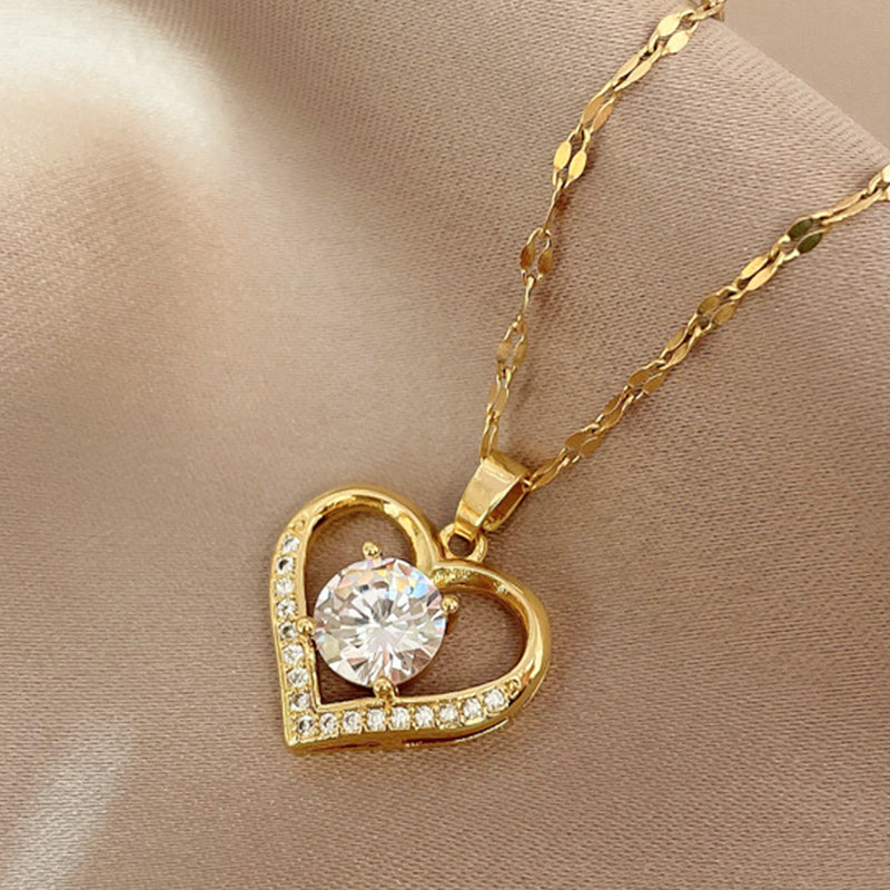 Eterna Heart Necklace