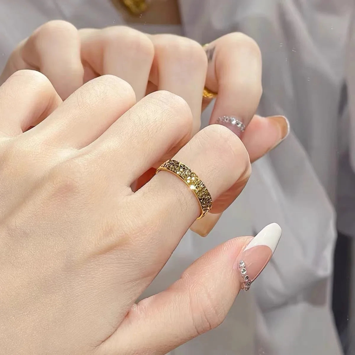Aurora Frost Ring