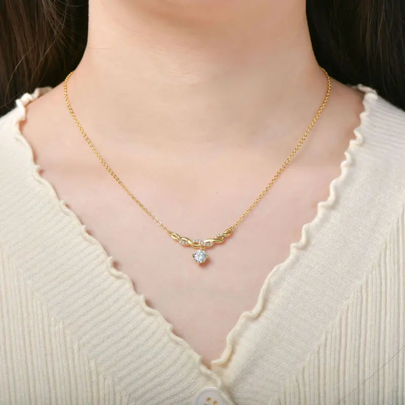 Éclat Solitaire Necklace