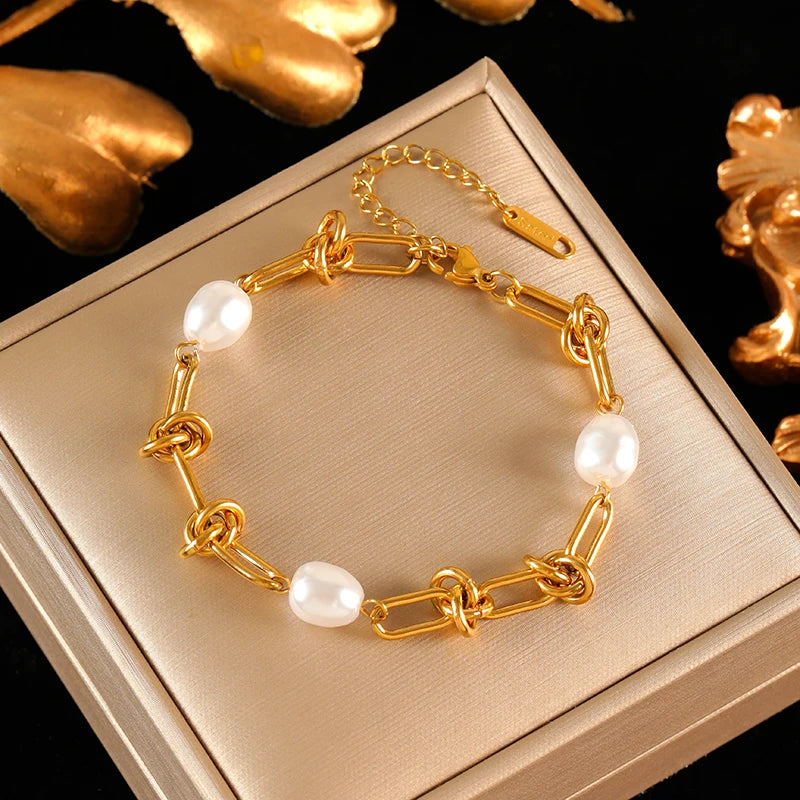 Eilieck Luxe Pearl Necklace & Bracelet