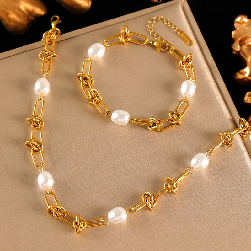 Eilieck Luxe Pearl Necklace & Bracelet