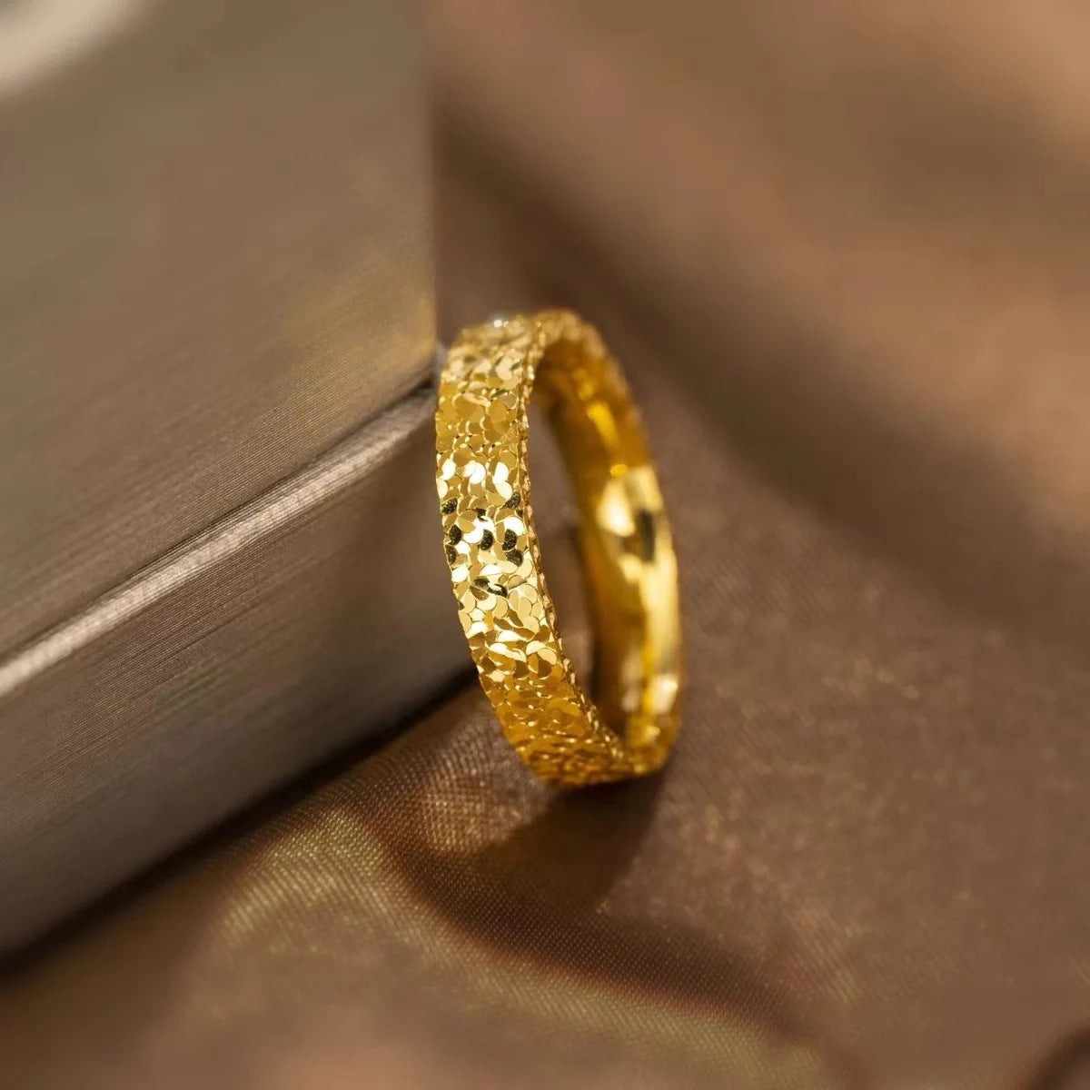 Aurora Frost Ring