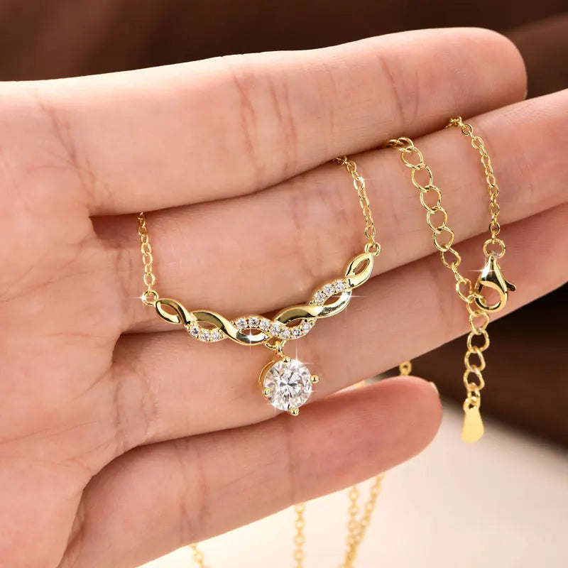 Éclat Solitaire Necklace