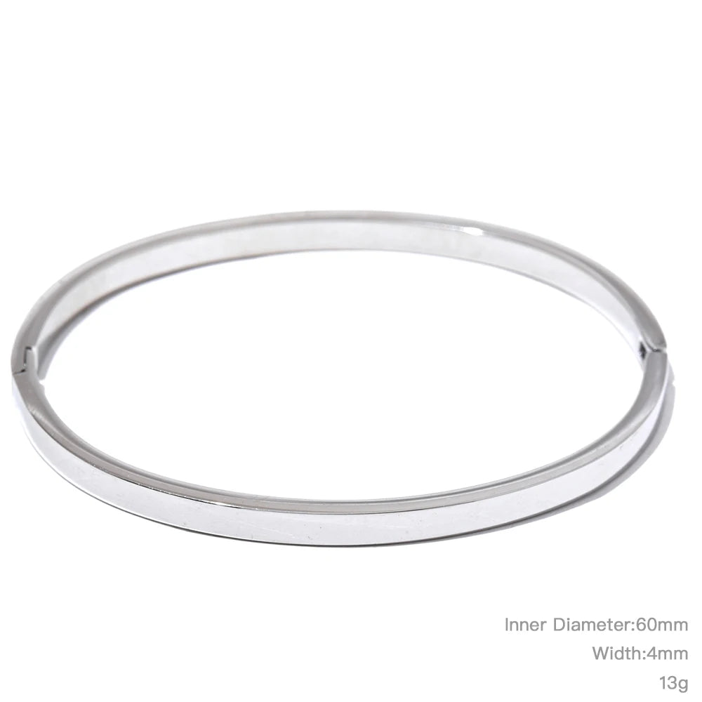 Vivienne Classic Cuff