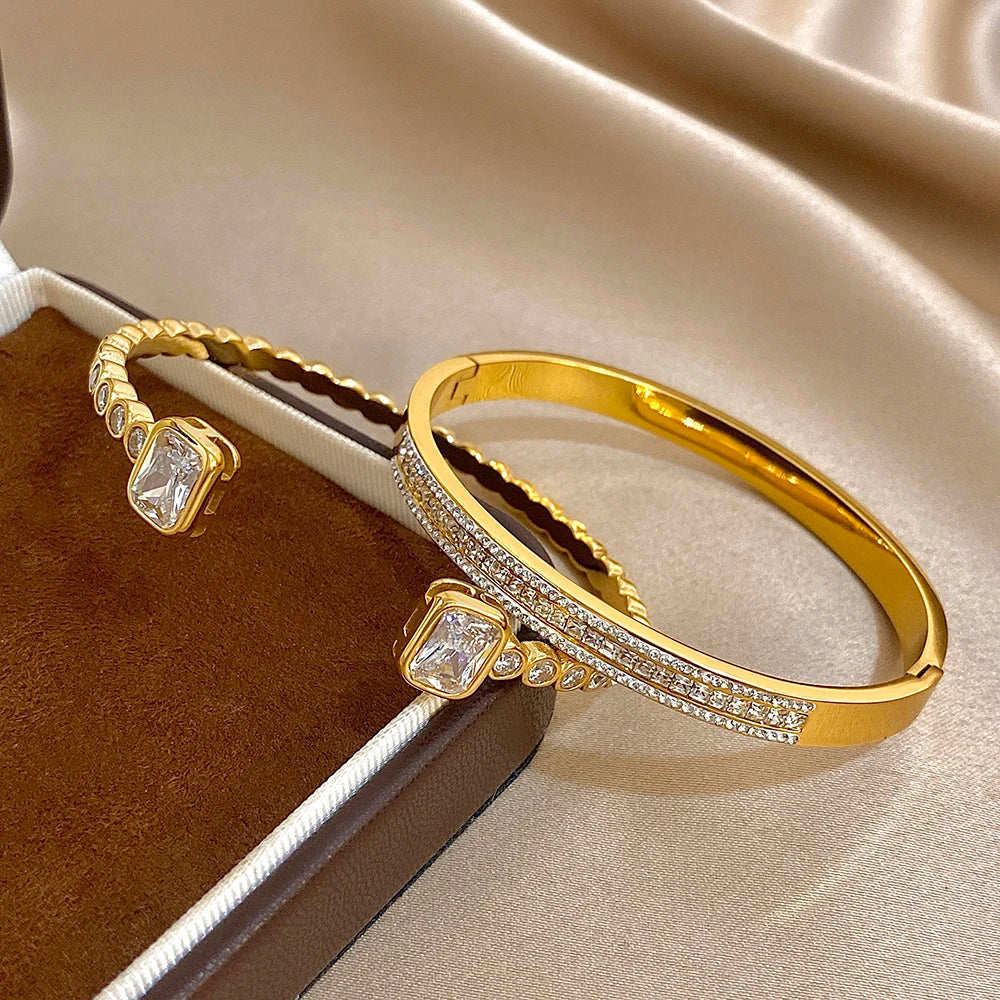 Aveline Bracelet Collection