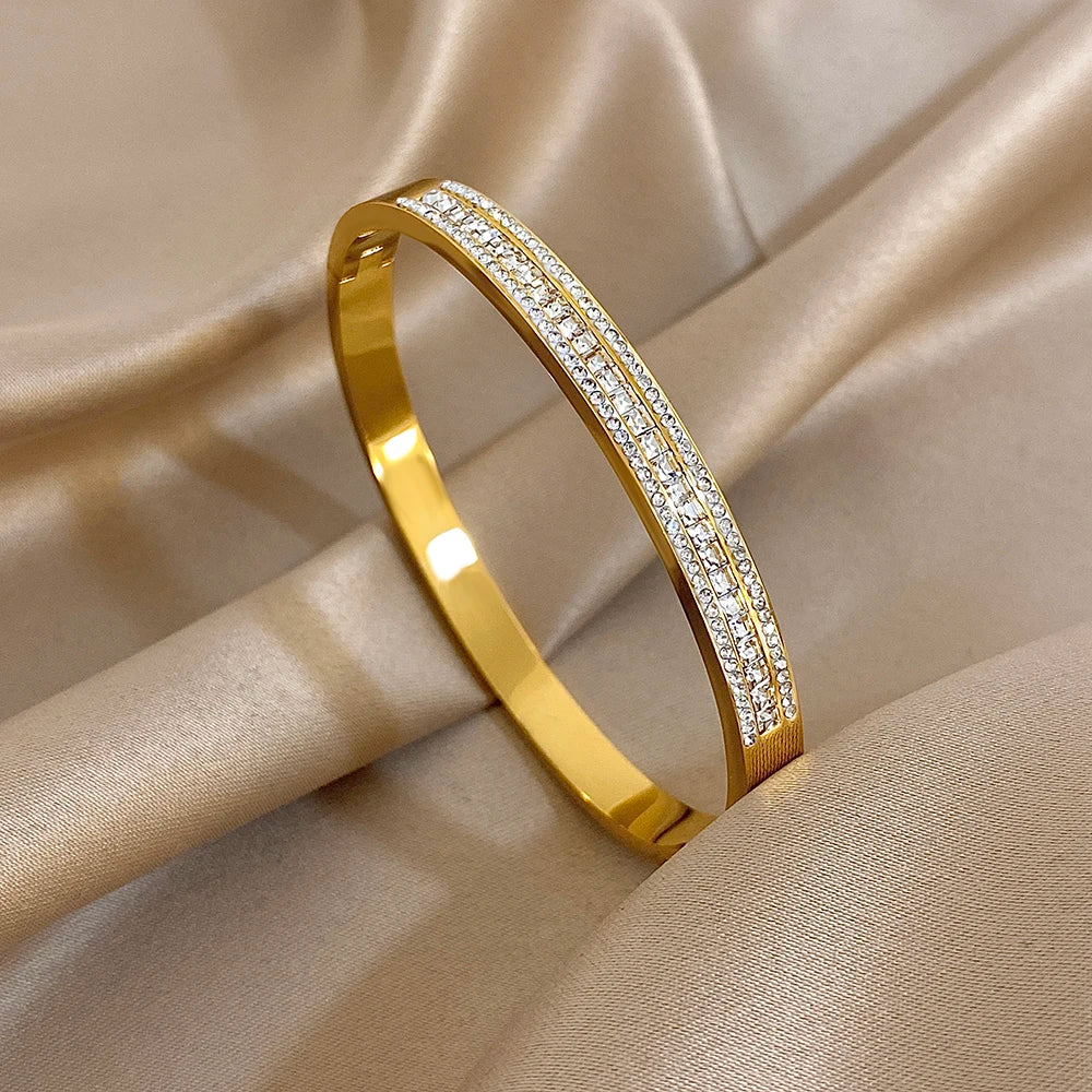 Aveline Bracelet Collection